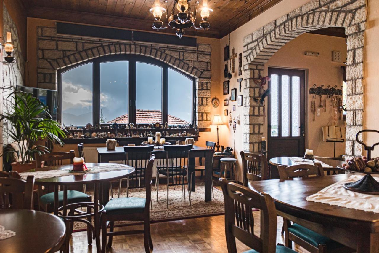 Semeli Guesthouse Karpenisi Luaran gambar