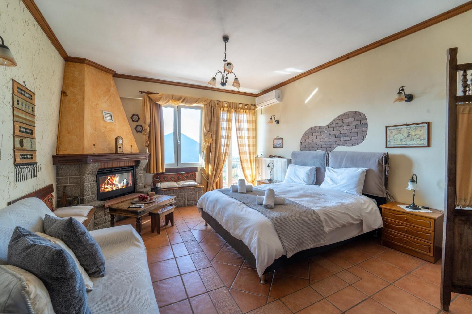 Semeli Guesthouse Karpenisi Luaran gambar